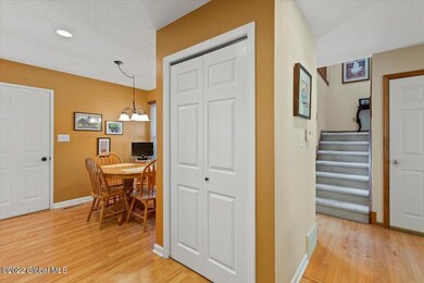 3 Kensington Place, Albany, NY 12209 - photo 5