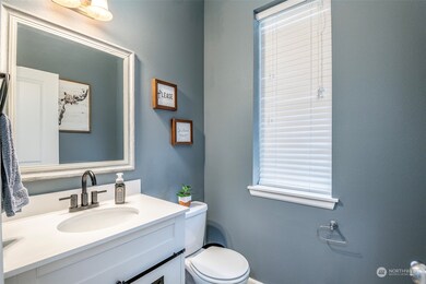 9934 Justman St SE, Yelm, WA 98597 - photo 7