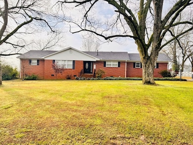 310 Old Paris Rd, Mc Kenzie, TN 38201 - photo 4