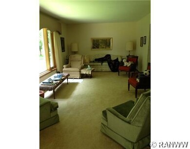 2729 Solberg Ct, Eau Claire, WI 54703 - photo 5