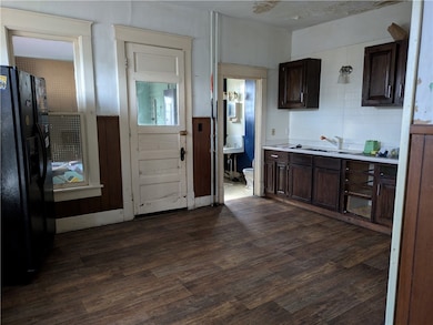 503 Prairie St, Paris, IL 61944 - photo 6