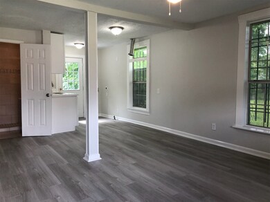 7927 Shotwell St, Houston, TX 77016 - photo 6