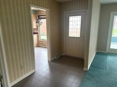 3900 Belden Ct NE, Cedar Rapids, IA 52402 - photo 4