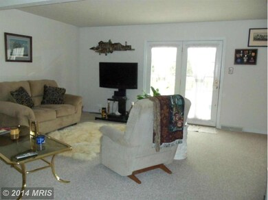 6245 Meadowcroft Rd, Sykesville, MD 21784 - photo 3