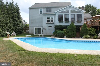 7822 Farmstone Ct, Ellicott City, MD 21043 - photo 2