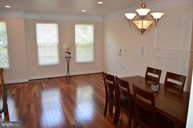 11823 Regents Park Dr, Germantown, MD 20876 - photo 5