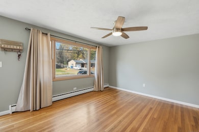 46 Beech Rd, Enfield, CT 06082 - photo 5