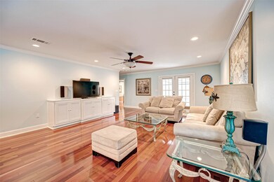 1471 Sue Barnett Dr, Houston, TX 77018 - photo 5