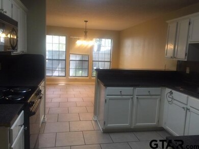923 923 Creekside, Tyler, TX 75703 - photo 3