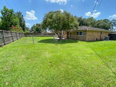 100 Aladdin Dr, Lumberton, TX 77657 - photo 5