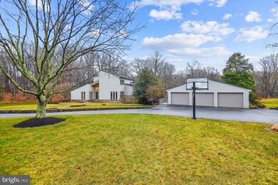 19 Brook Farm Ct, Cockeysville, MD 21030 - photo 2