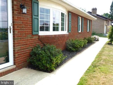 1607 Mount Aetna Rd, Hagerstown, MD 21742 - photo 5