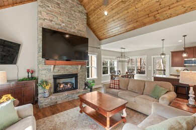 14 Pine Forest Ct, Sapphire, NC 28774 - photo 7