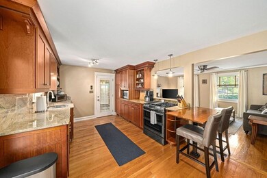 10 Rocky Hill Cir, Scituate, MA 02066 - photo 4