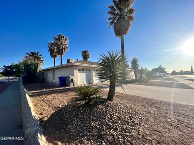 10636 Janway Dr, El Paso, TX 79935 - photo 3