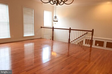 9263 Laurel Ridge Crossing Rd, Lorton, VA 22079 - photo 2