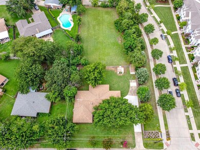 8120 Newman Dr, North Richland Hills, TX 76180 - photo 4