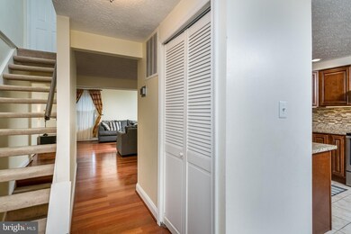 7514 Rain Flower Way, Columbia, MD 21046 - photo 5