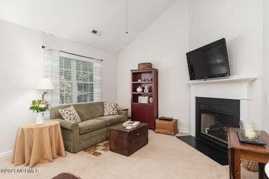 004-3804DoeClearingCourt-Wilmington-NC-2