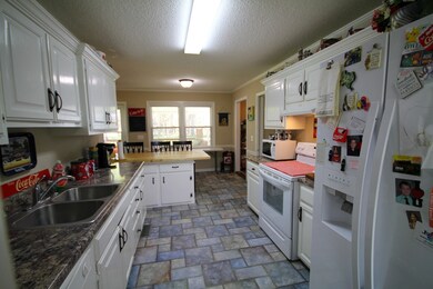 156 Cessna Ln, Shelbyville, TN 37160 - photo 2