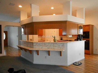 Property Photo. The breakfast bar offers plenty of