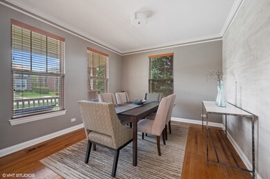 2498 Fielding Dr, Glenview, IL 60026 - photo 5