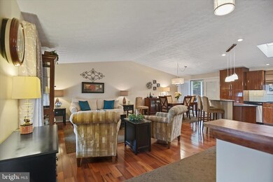 6 Horse Chestnut Ct, Essex, MD 21221 - photo 7