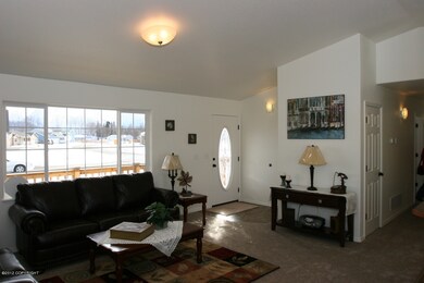 Photo Similar - View of Living Rm