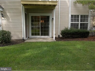 553 Shetland Ct unit 553, Sewell, NJ 08080 - photo 2