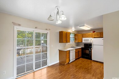 2404 W 1850 N, Clearfield, UT 84015 - photo 5