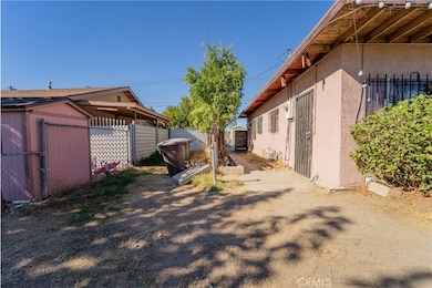 1709 Rialto Ave, Colton, CA 92324 - photo 6