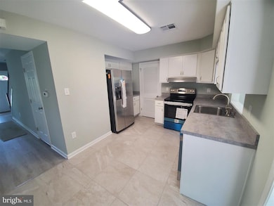 104 Eton Ln, Mount Laurel, NJ 08054 - photo 5