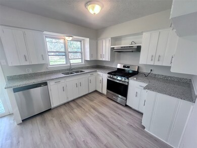 5901 Bretshire Dr, Houston, TX 77016 - photo 2