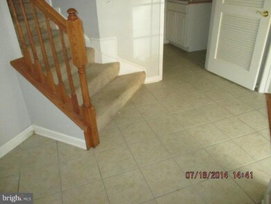 4512 Hidden Stream Ct, Owings Mills, MD 21117 - photo 2