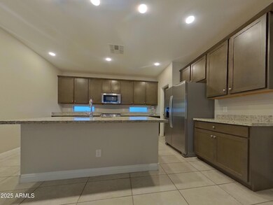 11393 S 175th Dr, Goodyear, AZ 85338 - photo 6