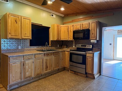 408 Jamison St SW, Abingdon, VA 24210 - photo 4