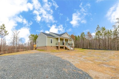 12081 Dry Bridge Rd, Ruther Glen, VA 22546 - photo 2