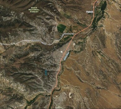 1429 W Mule Deer Dr, Hatch, UT 84735 - photo 4