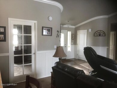 Entryway.Living Room