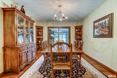 1110 S Koke Mill Rd, Springfield, IL 62711 - photo 7