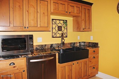 Kitchen Farmers Sink