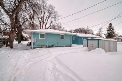 Back/shed