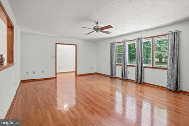 22135 Cartwright Rd, Leonardtown, MD 20650 - photo 5