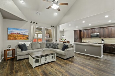 39 Woodmoor Place, Magnolia, TX 77354 - photo 5