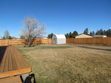 61540 Camelot Place, Bend, OR 97702 - photo 3