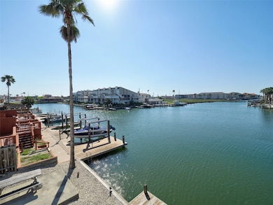 Wide views of the canal