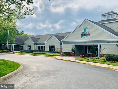 2406 Forest Edge Ct unit 201, Odenton, MD 21113 - photo 6