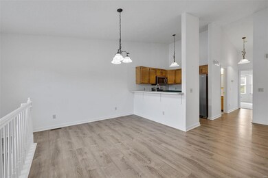 2082 Bayonne Dr unit D, Saint Charles, MO 63303 - photo 5