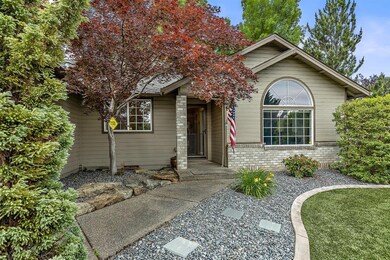 3030 Ruby Dr, Medford, OR 97504 - photo 2