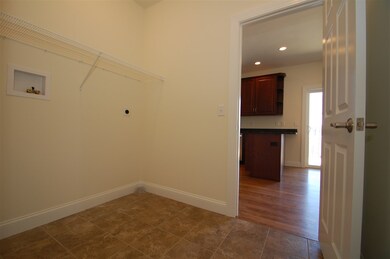 94 Brookview Dr, Hooksett, NH 03106 - photo 4